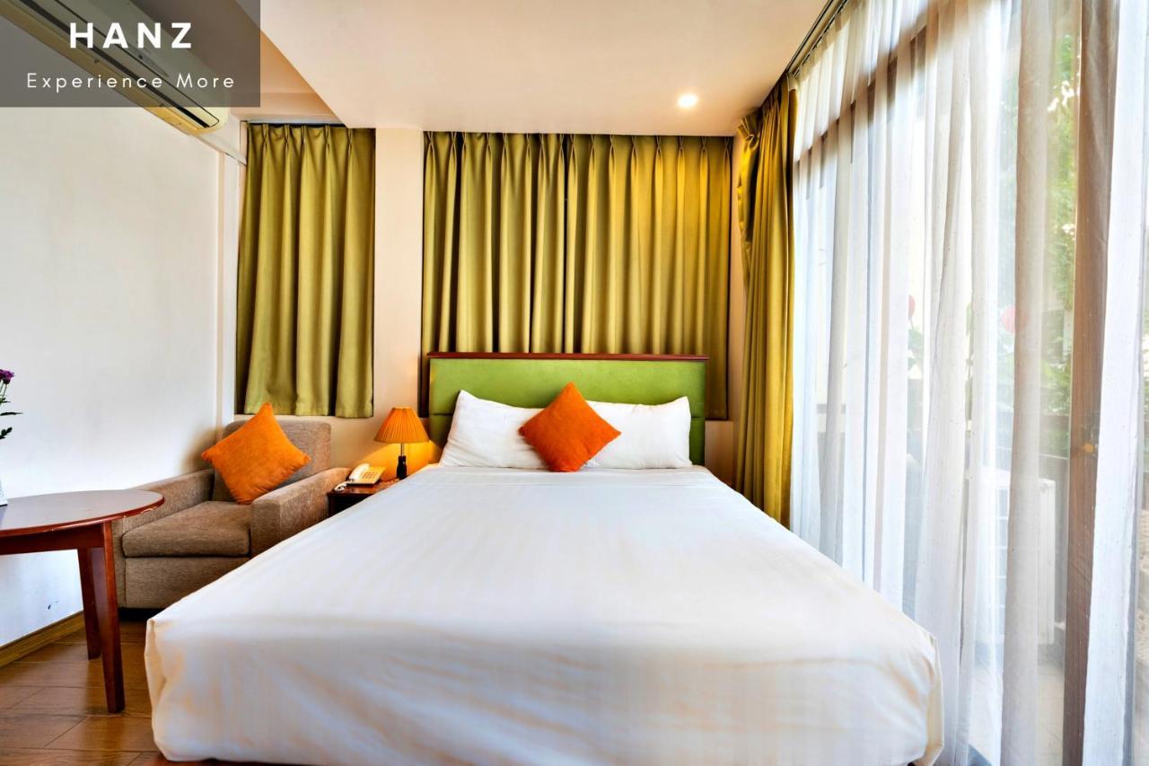 Hanz Lakeview Hotel Hanoi Exterior photo